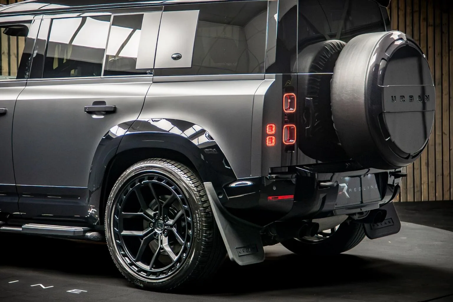 2023 Land Rover Defender 110 V8 Carpathian Edition Urban XRS, 16/30