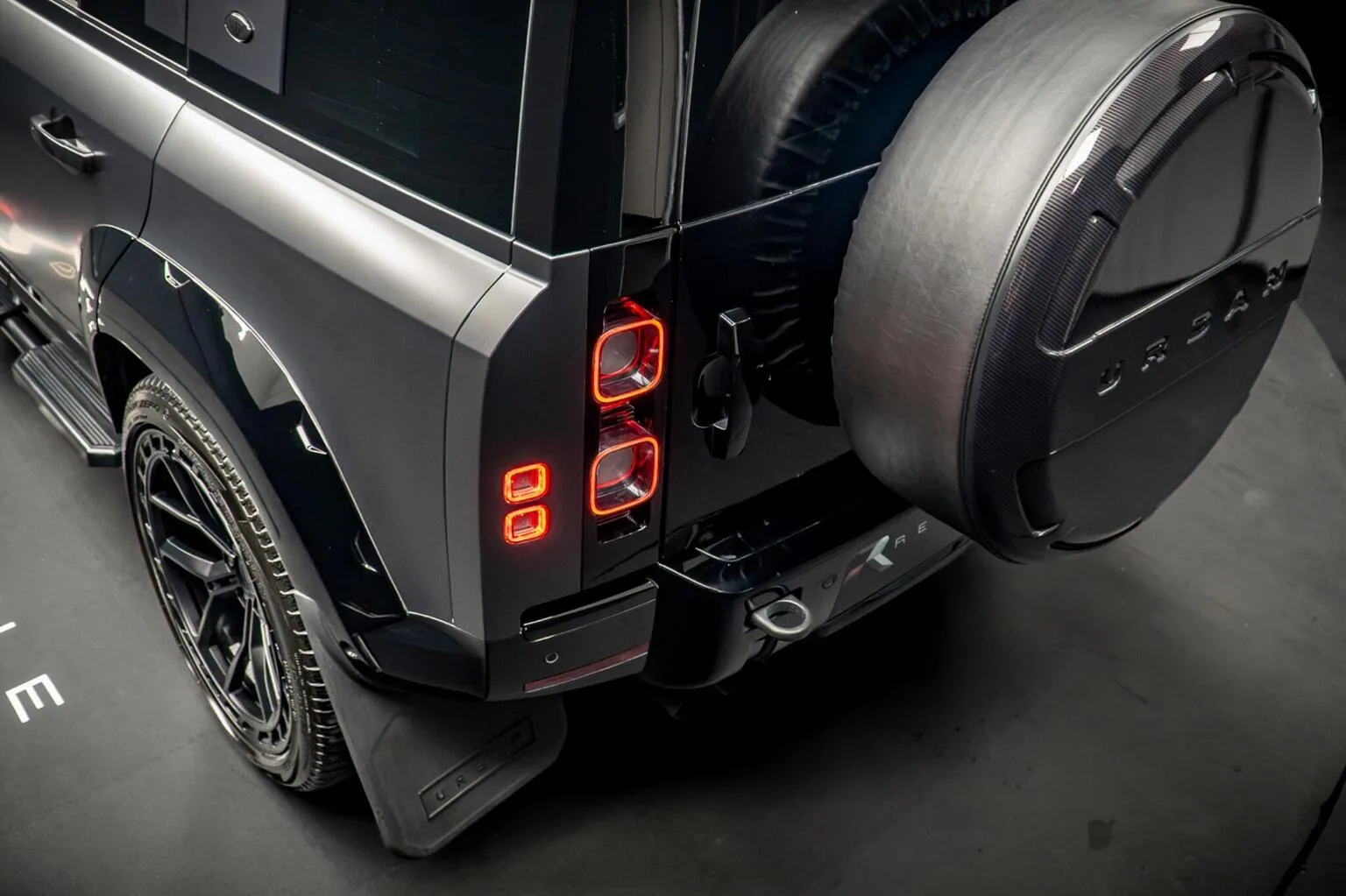 2023 Land Rover Defender 110 V8 Carpathian Edition Urban XRS, 18/30