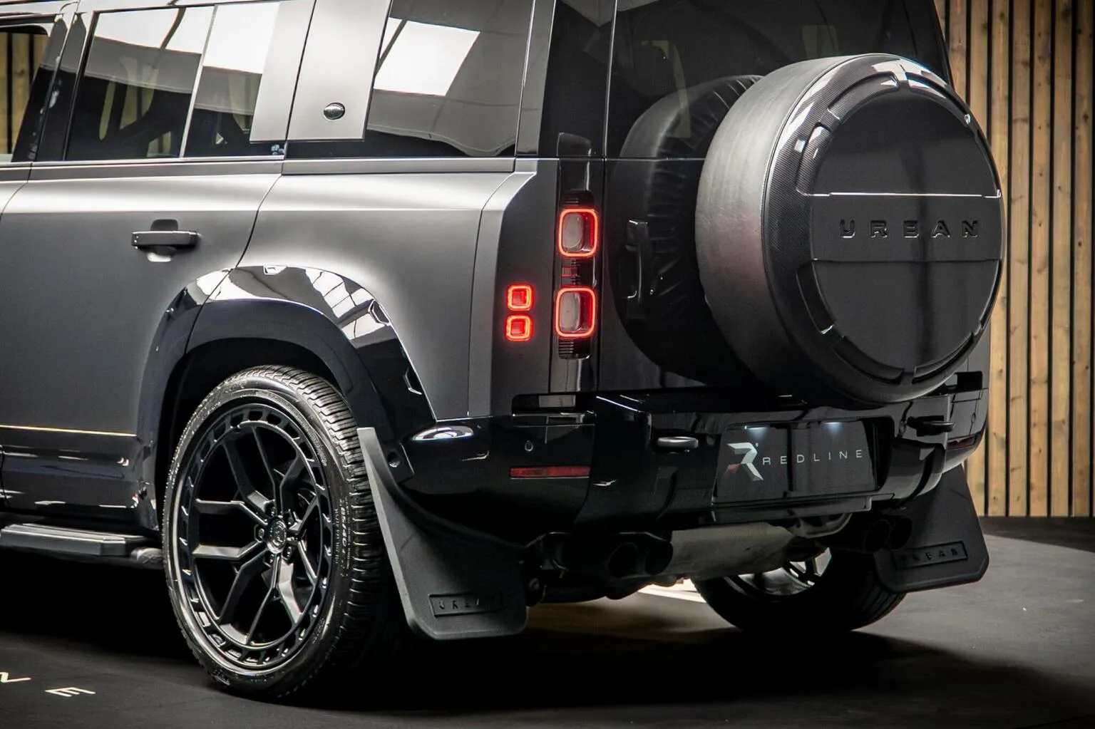 2023 Land Rover Defender 110 V8 Carpathian Edition Urban XRS, 19/30