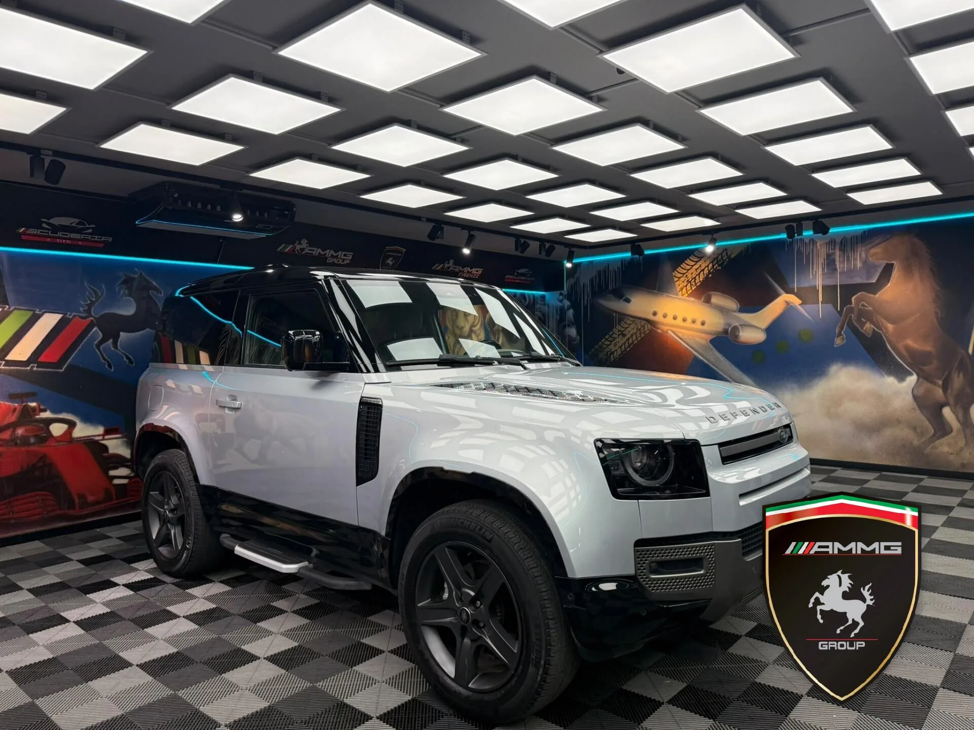 2023 Land Rover Defender 90 X-Dynamic HSE, 3/15