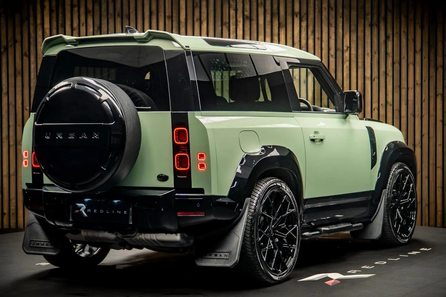 2023 Land Rover Defender 90 D300 75th Limited Edition, 4/30