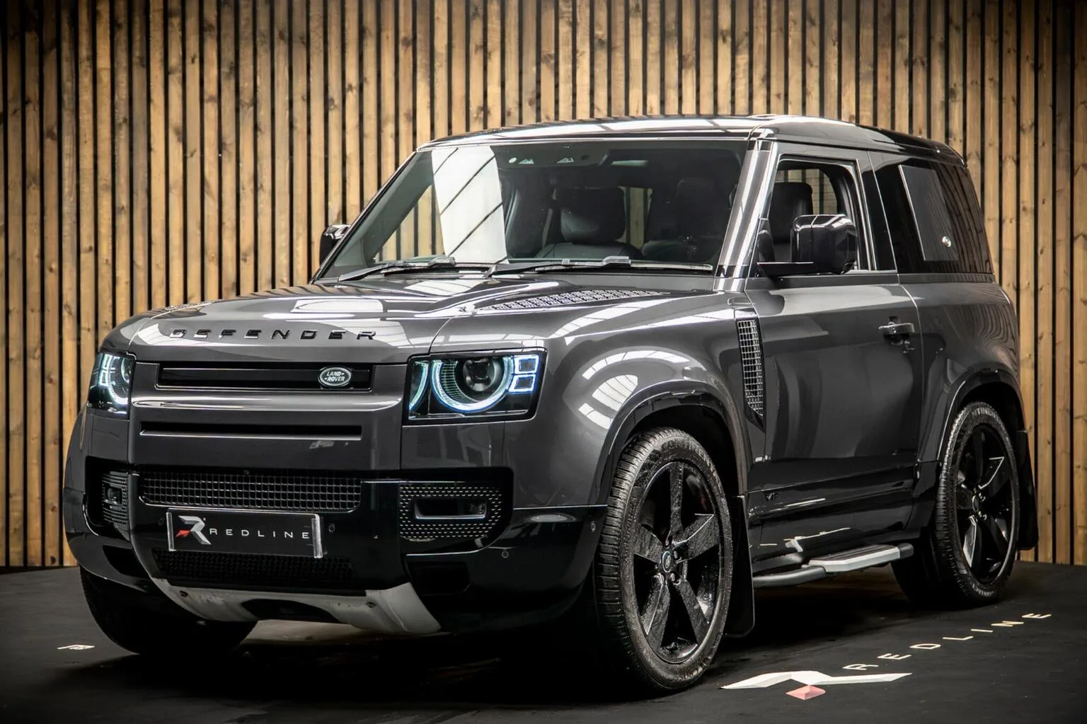 2023 Land Rover Defender 90 V8 angeboten von einem Fachhändler in Knaresborough, Vereinigtes Königreich, Hauptfoto