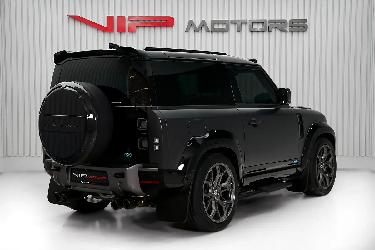 2023 Land Rover Defender 90 V8, 4/14