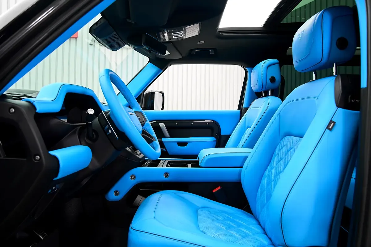 2023 Land Rover Defender 90 V8, 12/14