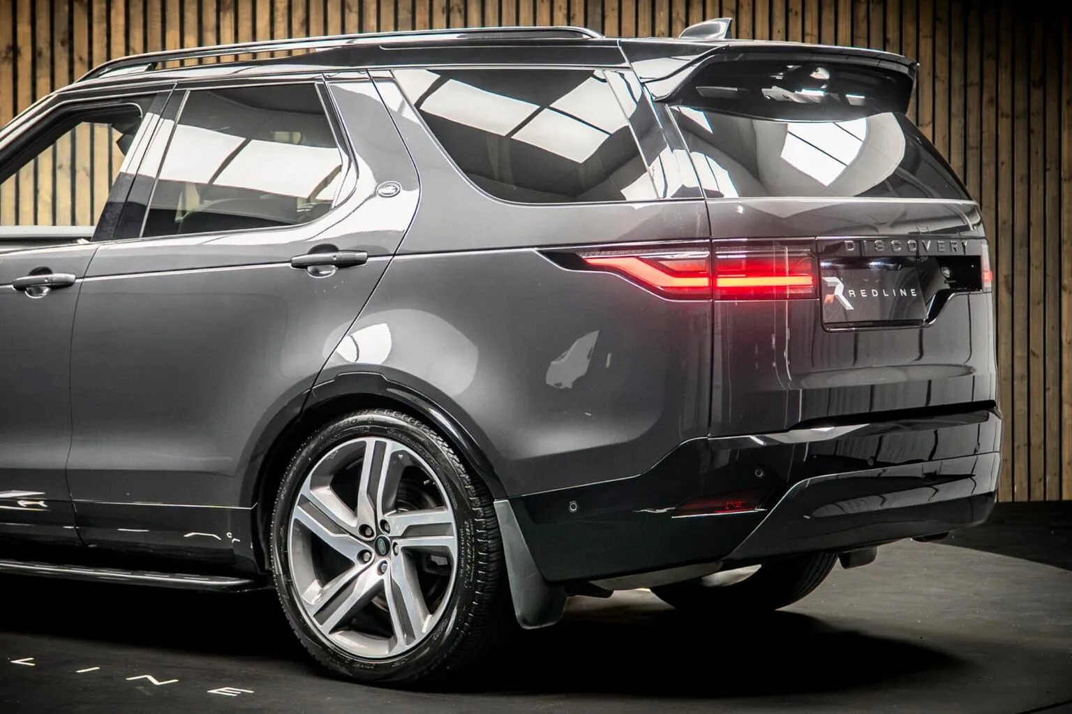 2023 Land Rover Discovery D300 Dynamic HSE, 16/30