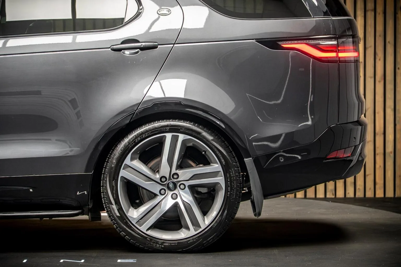 2023 Land Rover Discovery D300 Dynamic HSE, 17/30