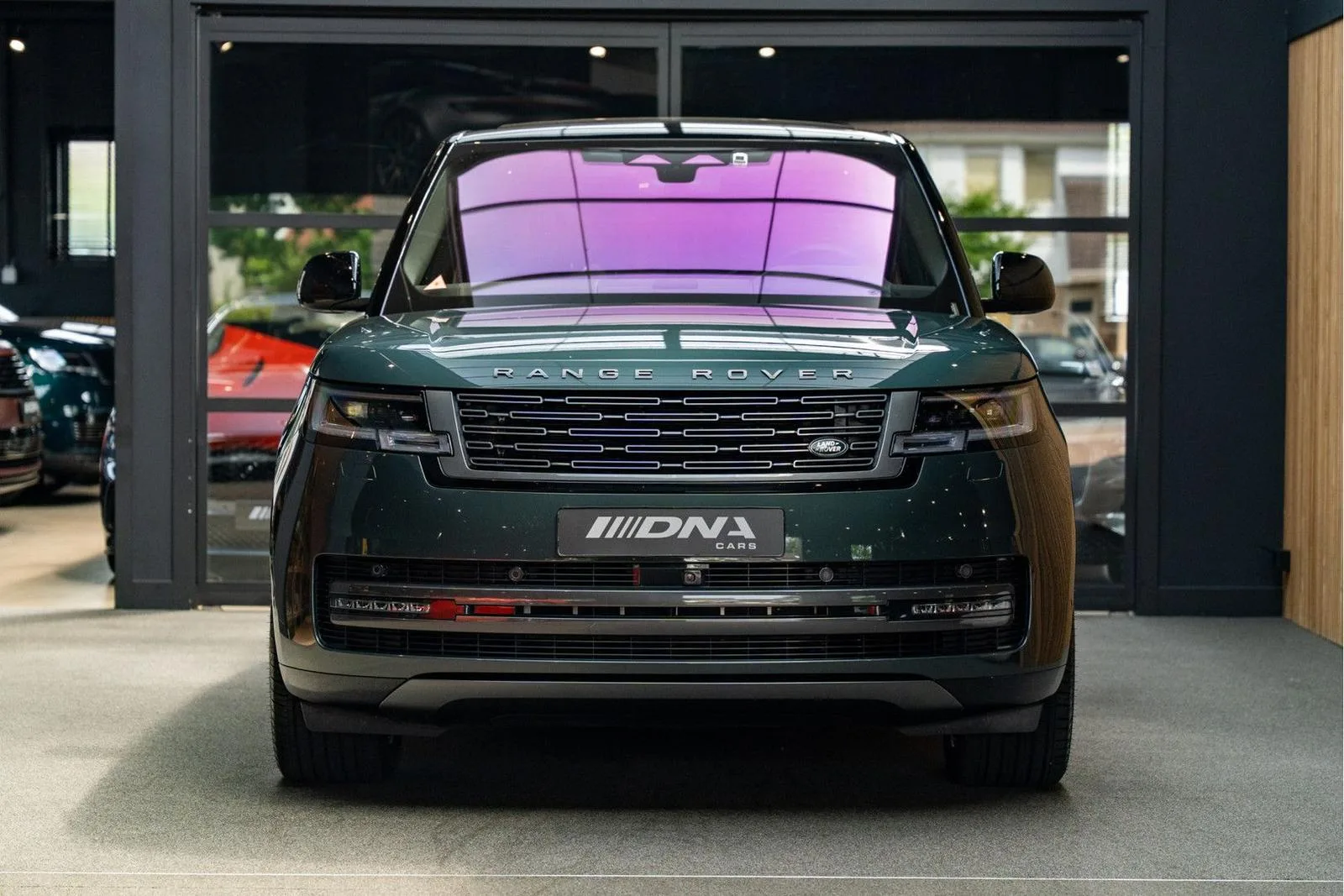 2023 Land Rover Range Rover P510e Autobiography, 2/30
