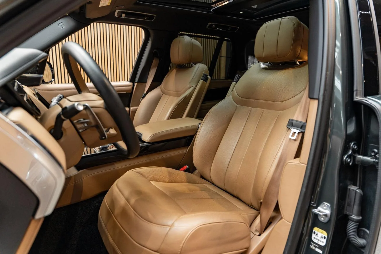 2023 Land Rover Range Rover P510e Autobiography, 9/30