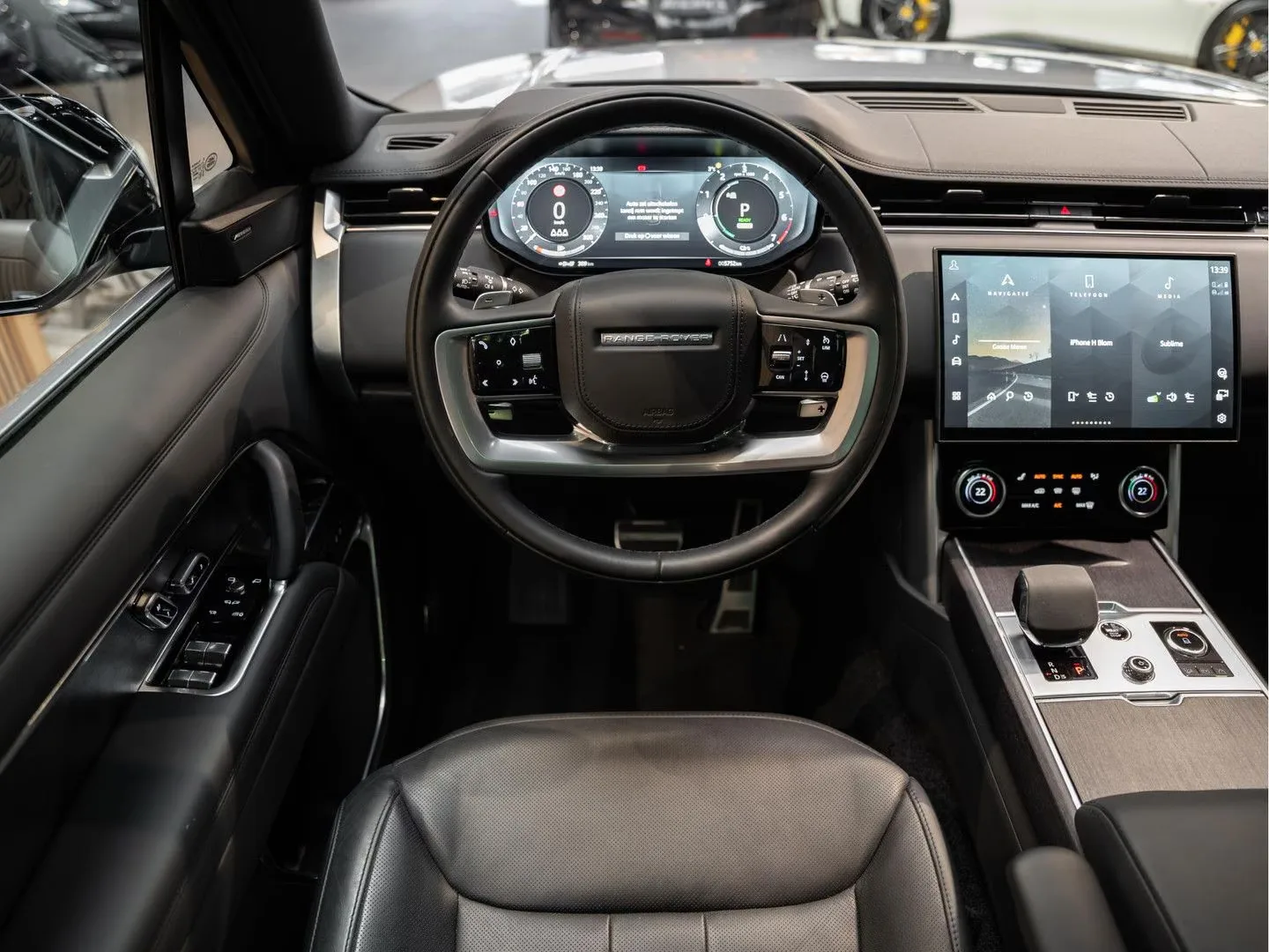 2023 Land Rover Range Rover P510e HSE, 8/30