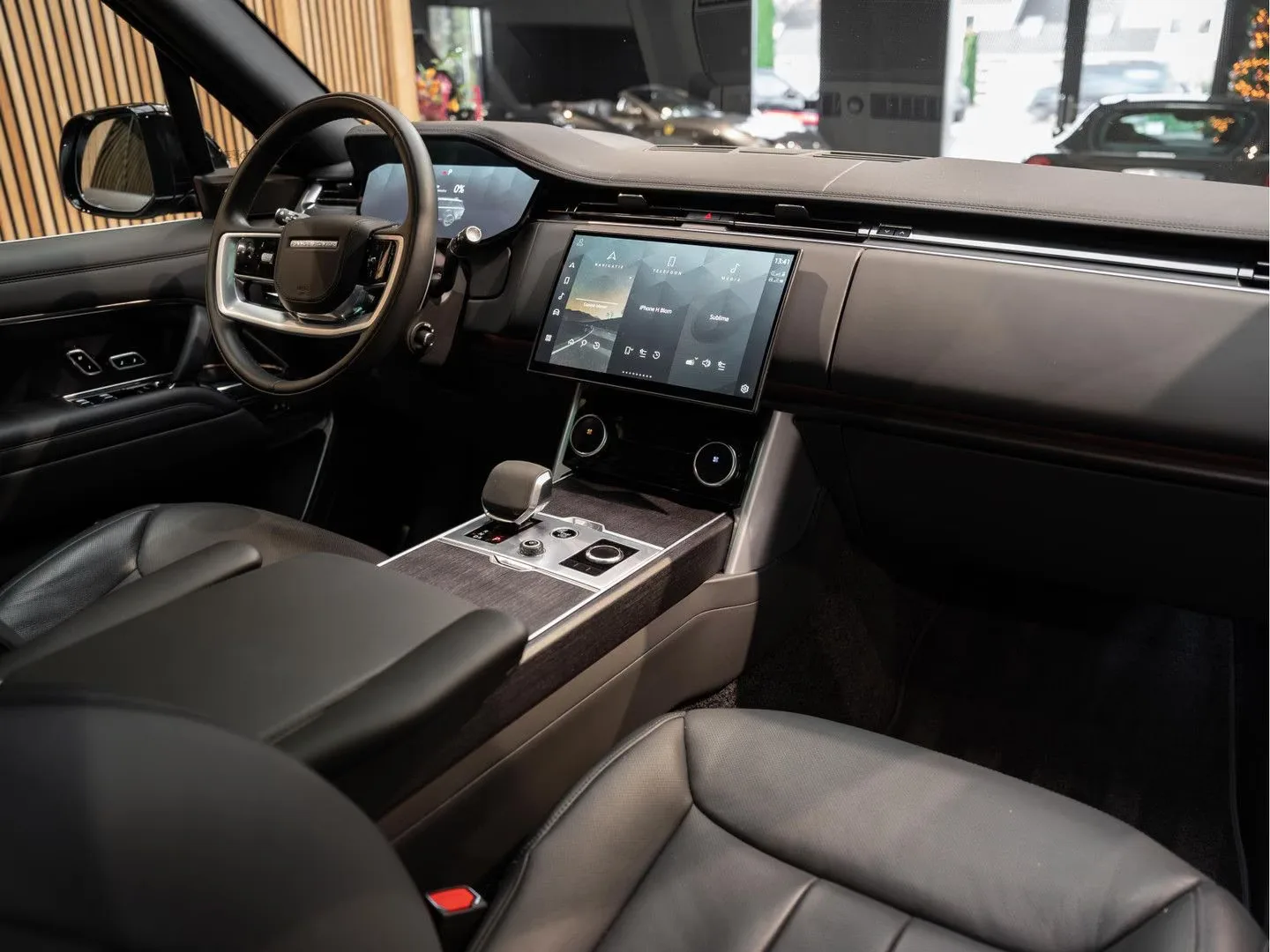 2023 Land Rover Range Rover P510e HSE, 9/30