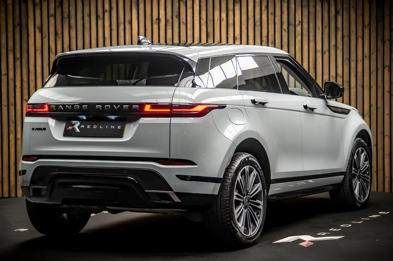2023 Land Rover Range Rover Evoque D200 Dynamic HSE, 4/30