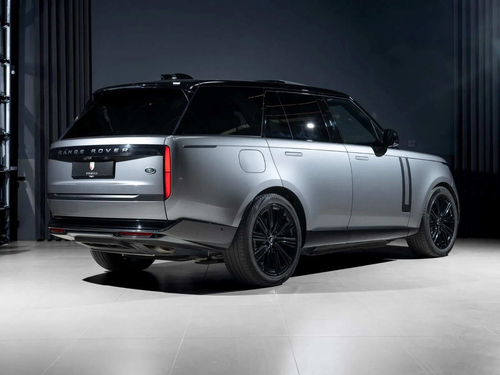 2023 Land Rover Range Rover, 3/21