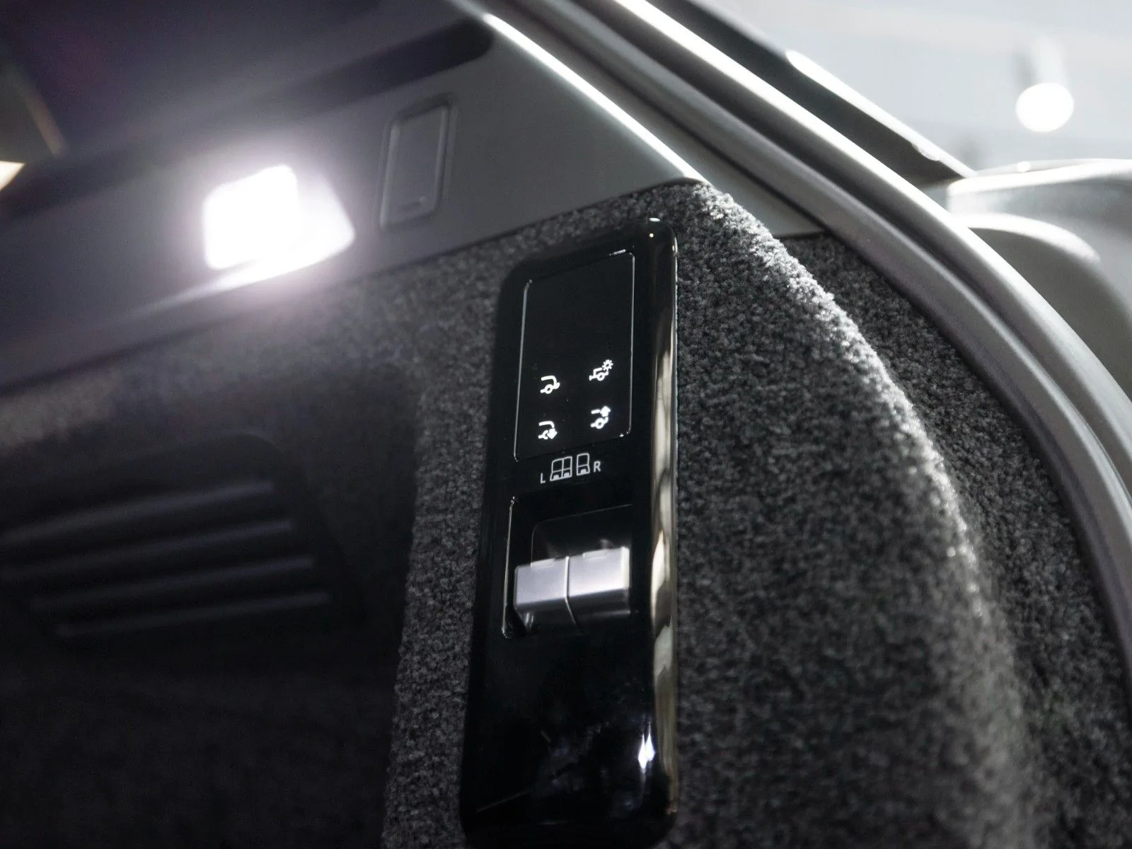 2023 Land Rover Range Rover, 19/21