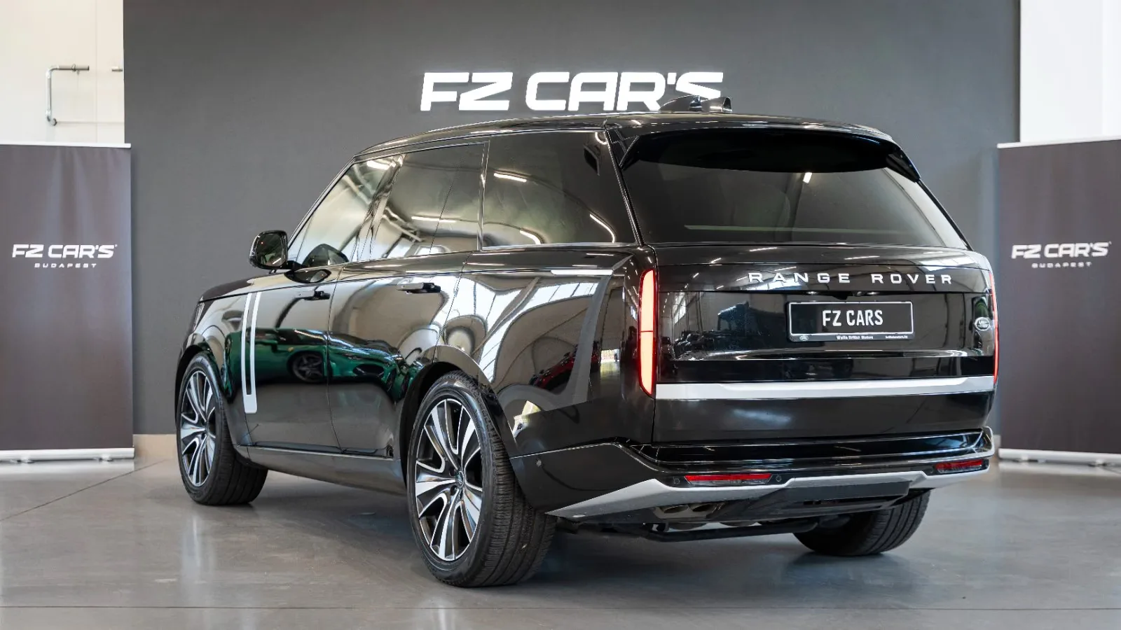 2023 Land Rover Range Rover First Edition, 4/13