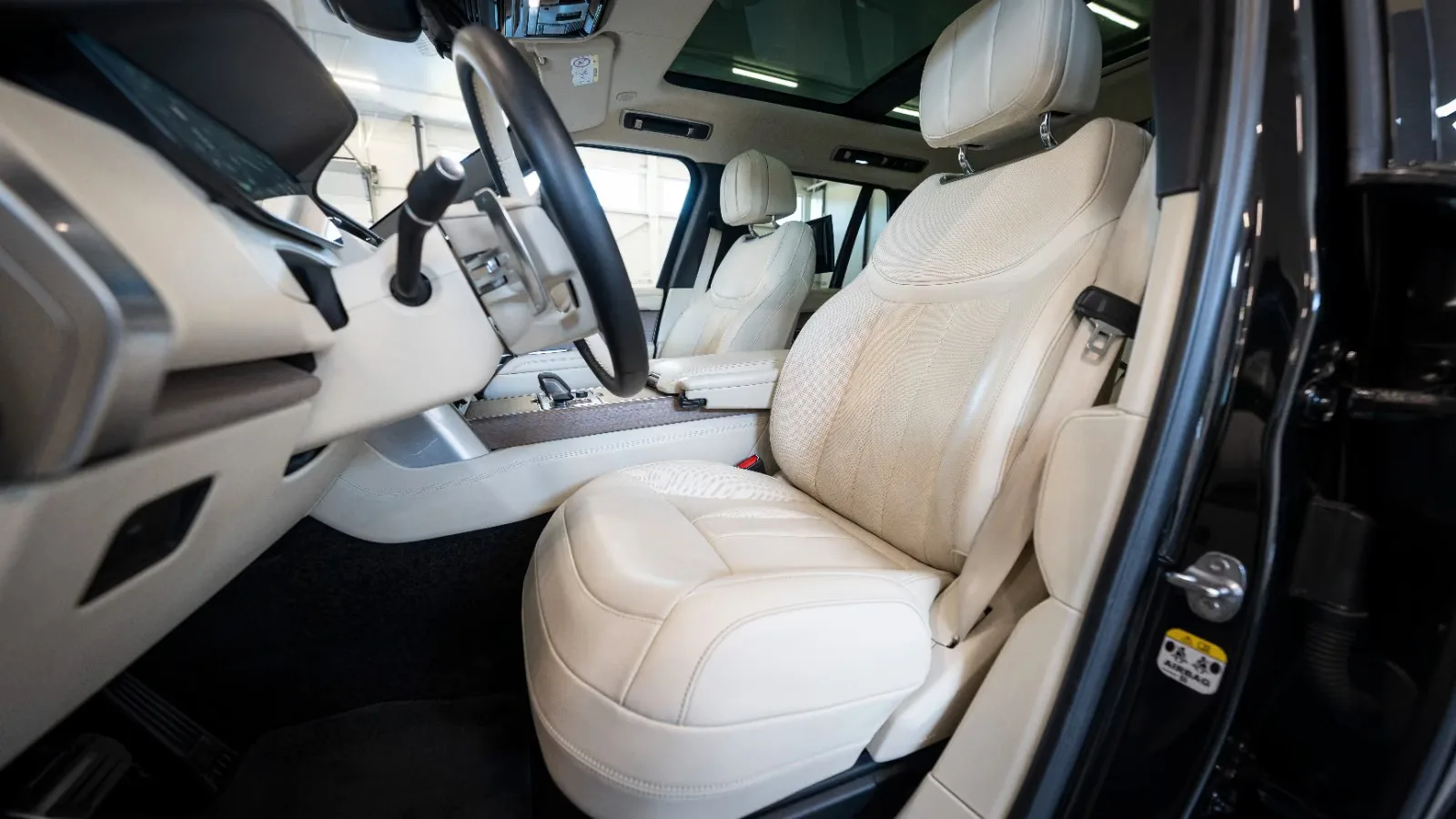 2023 Land Rover Range Rover First Edition, 11/13