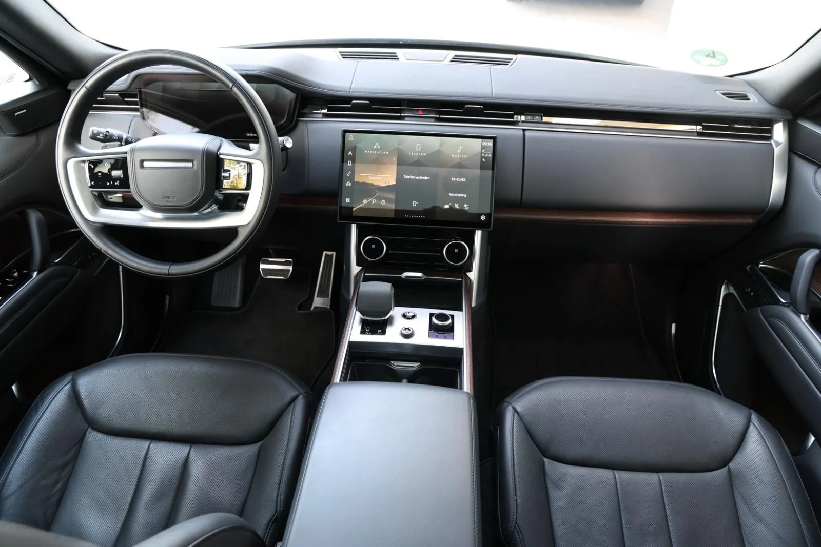 2023 Land Rover Range Rover D300 SE, 3/24