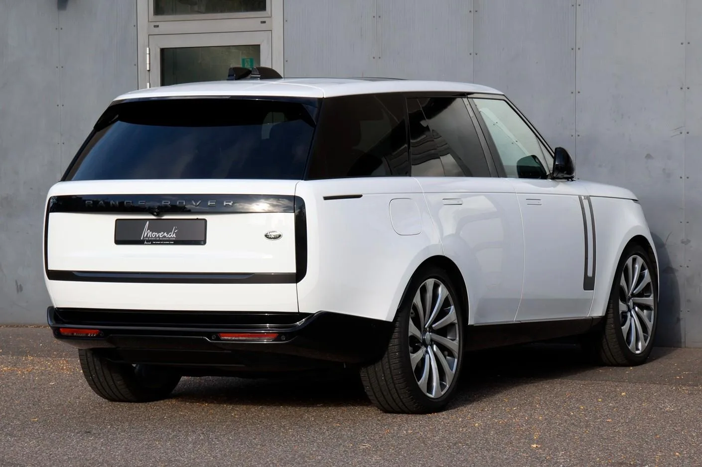 2023 Land Rover Range Rover D300 SE, 9/24