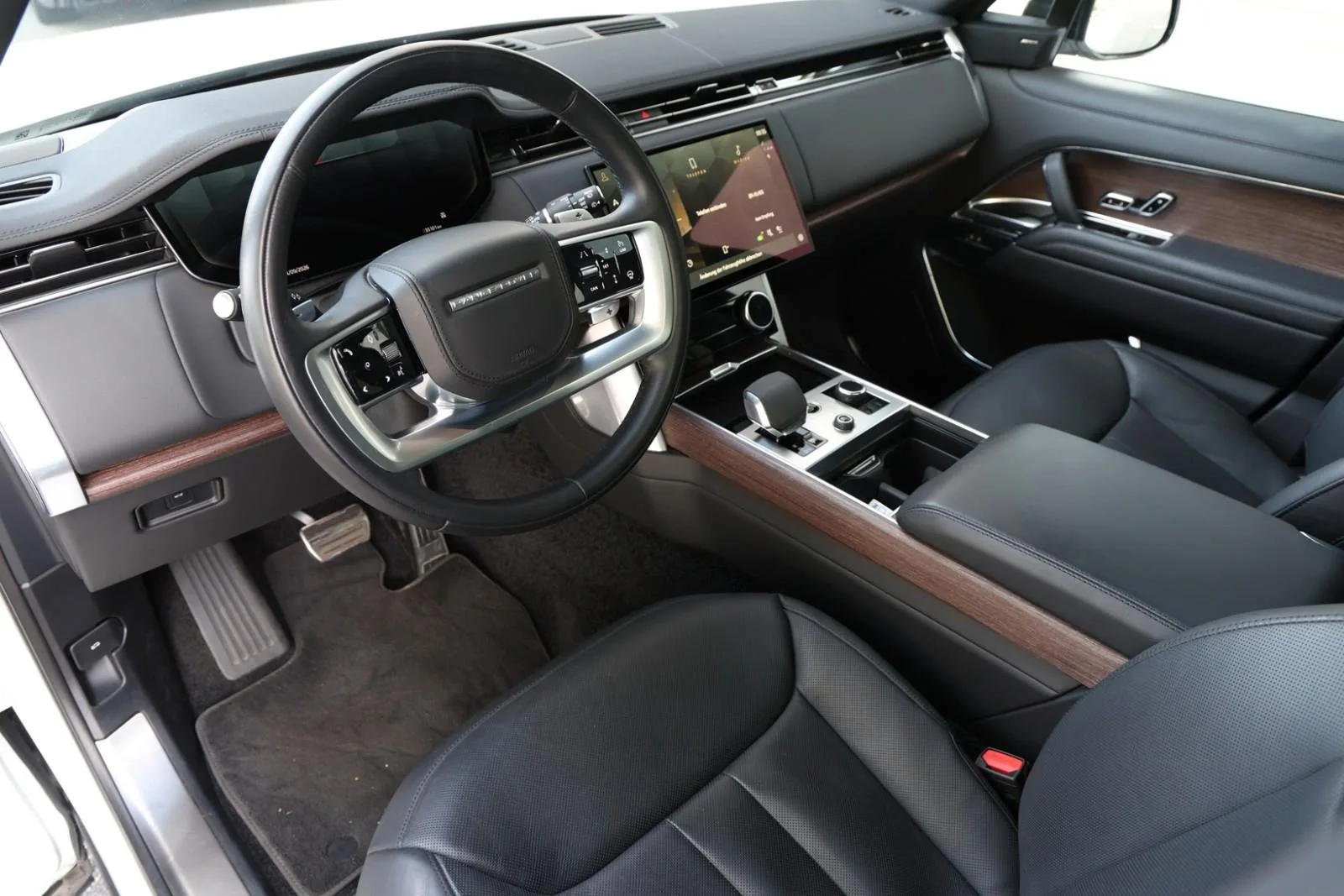2023 Land Rover Range Rover D300 SE, 15/24