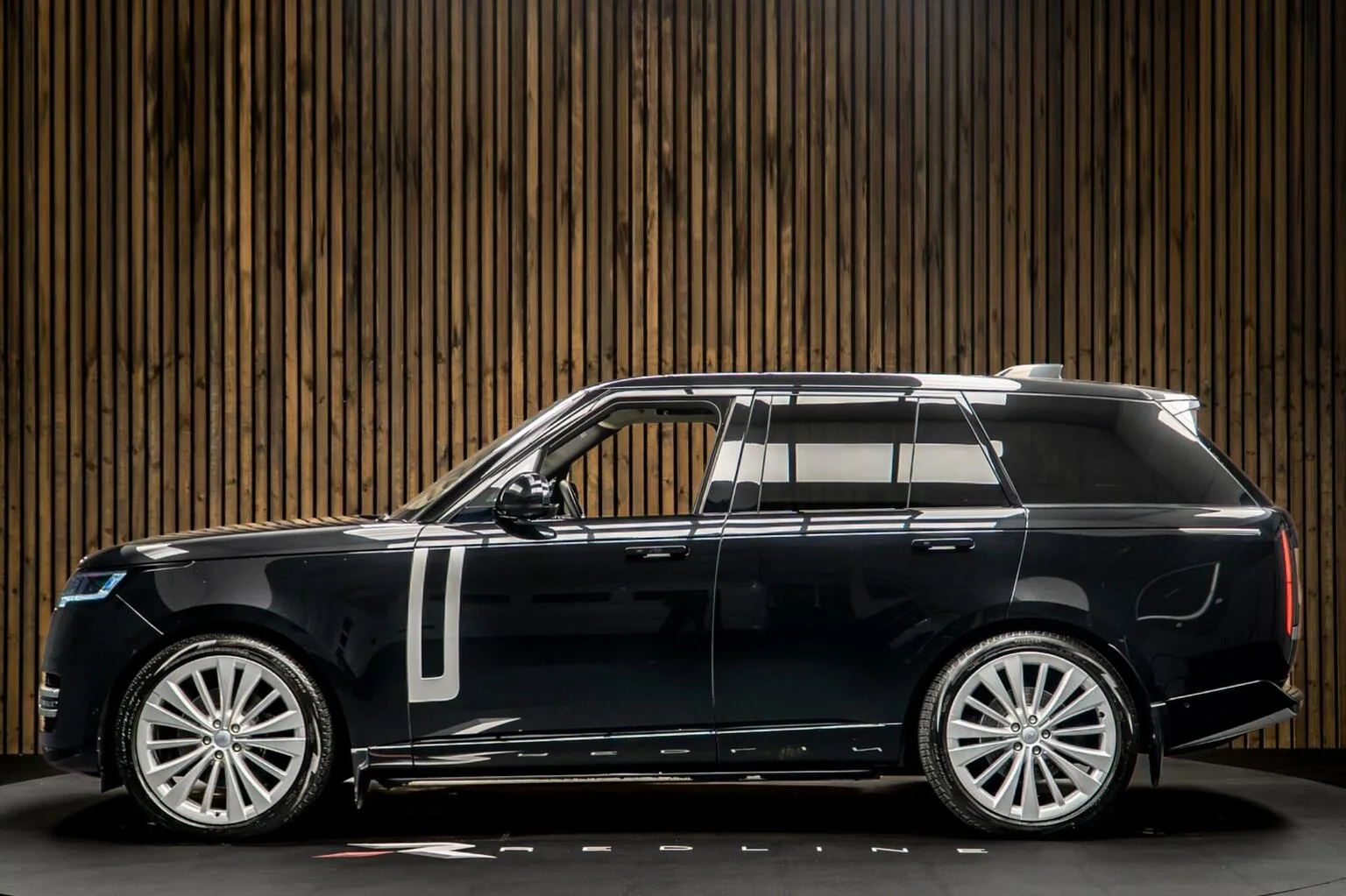 2023 Land Rover Range Rover D350 First Edition, 7/30