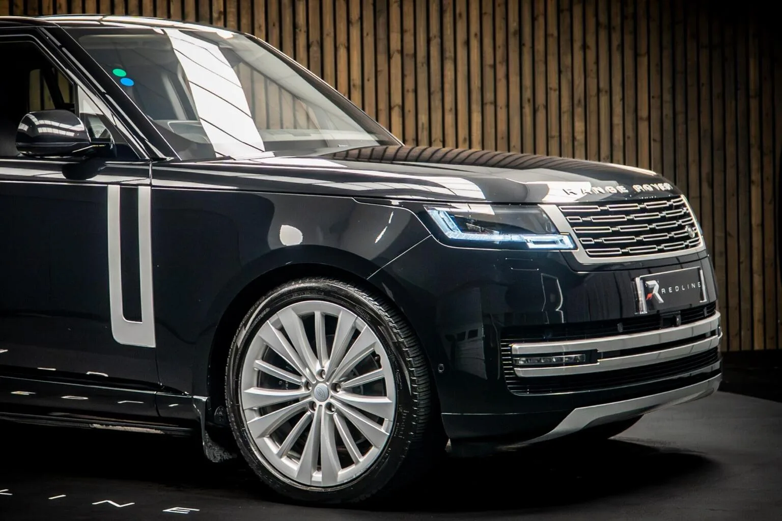 2023 Land Rover Range Rover D350 First Edition, 9/30
