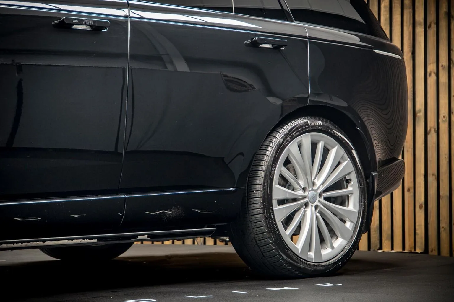 2023 Land Rover Range Rover D350 First Edition, 15/30