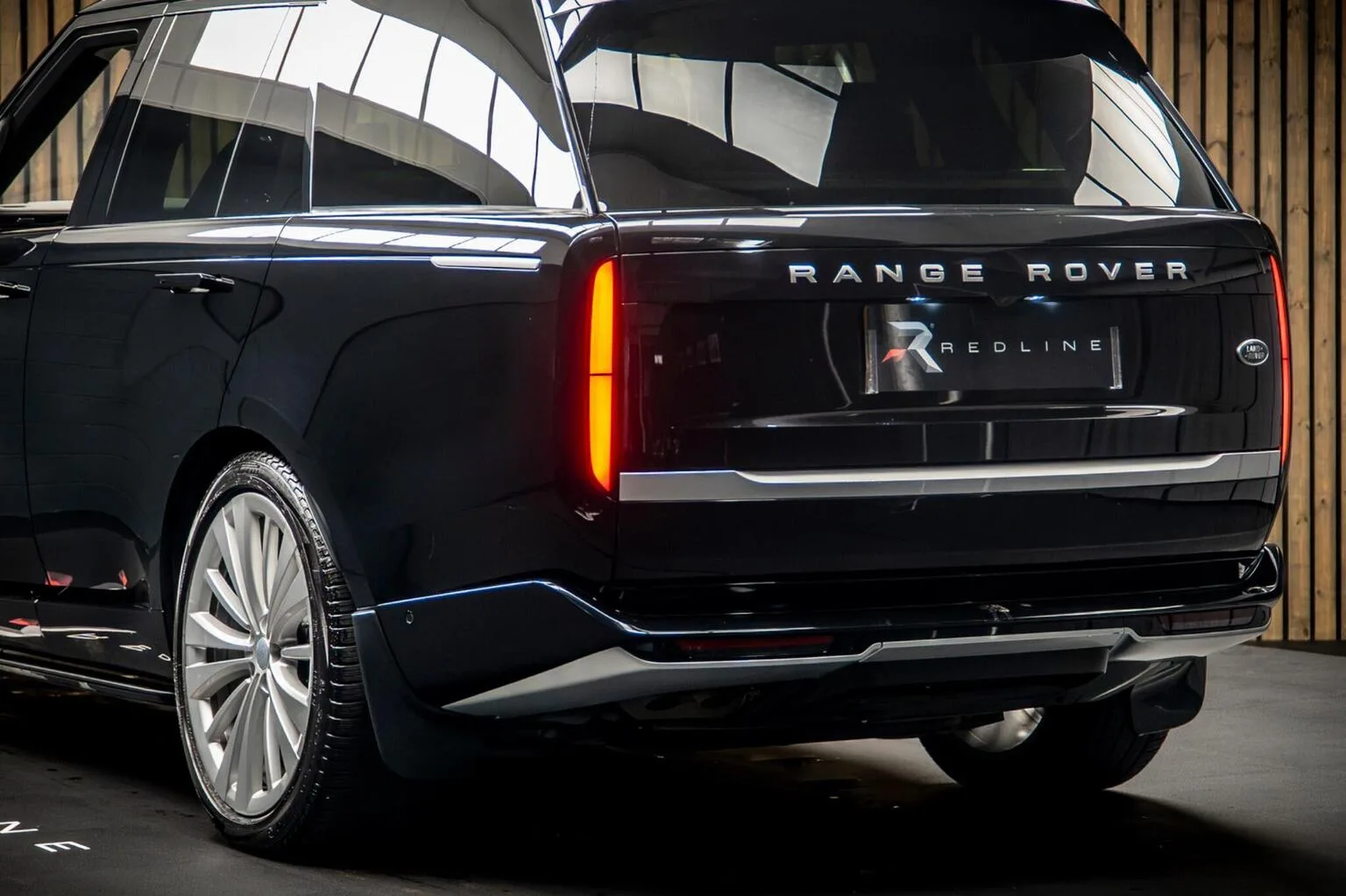 2023 Land Rover Range Rover D350 First Edition, 19/30