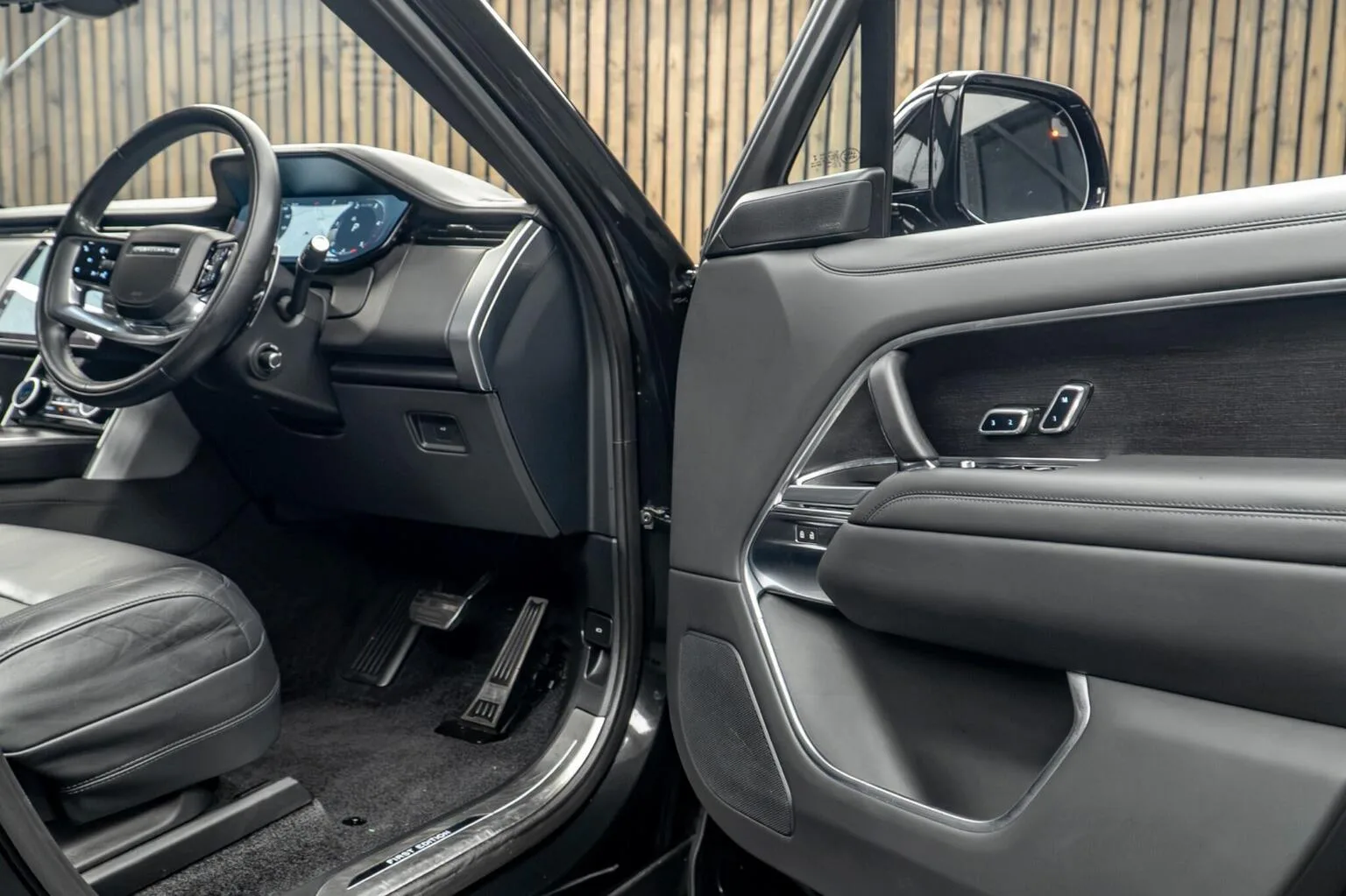 2023 Land Rover Range Rover D350 First Edition, 30/30