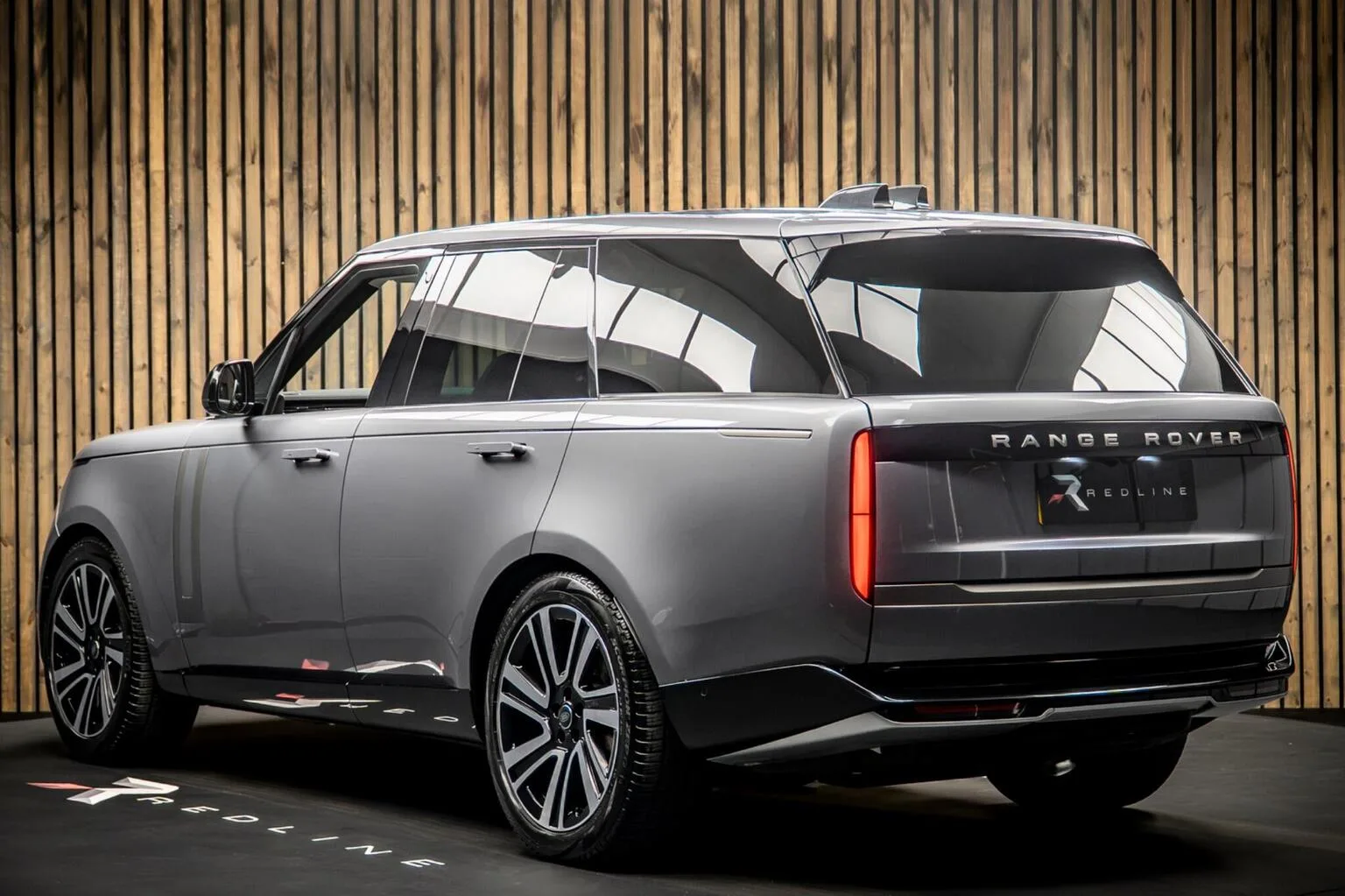 2023 Land Rover Range Rover D350 SE, 3/30