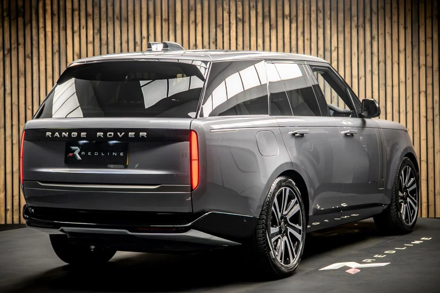 2023 Land Rover Range Rover D350 SE, 4/30