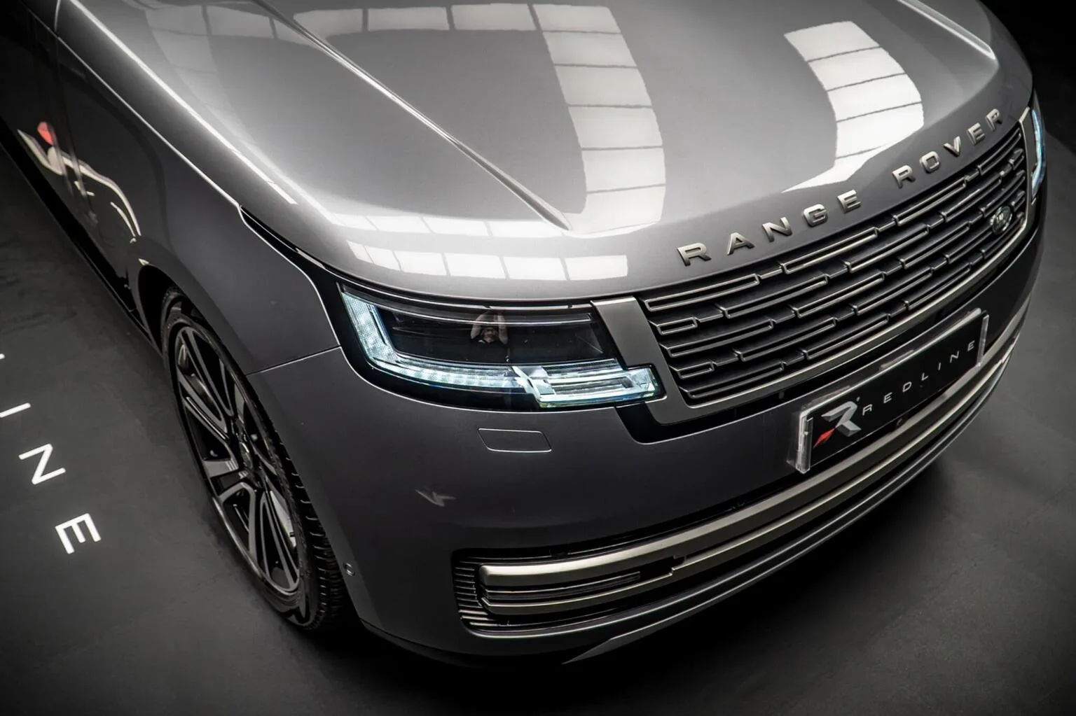 2023 Land Rover Range Rover D350 SE, 10/30