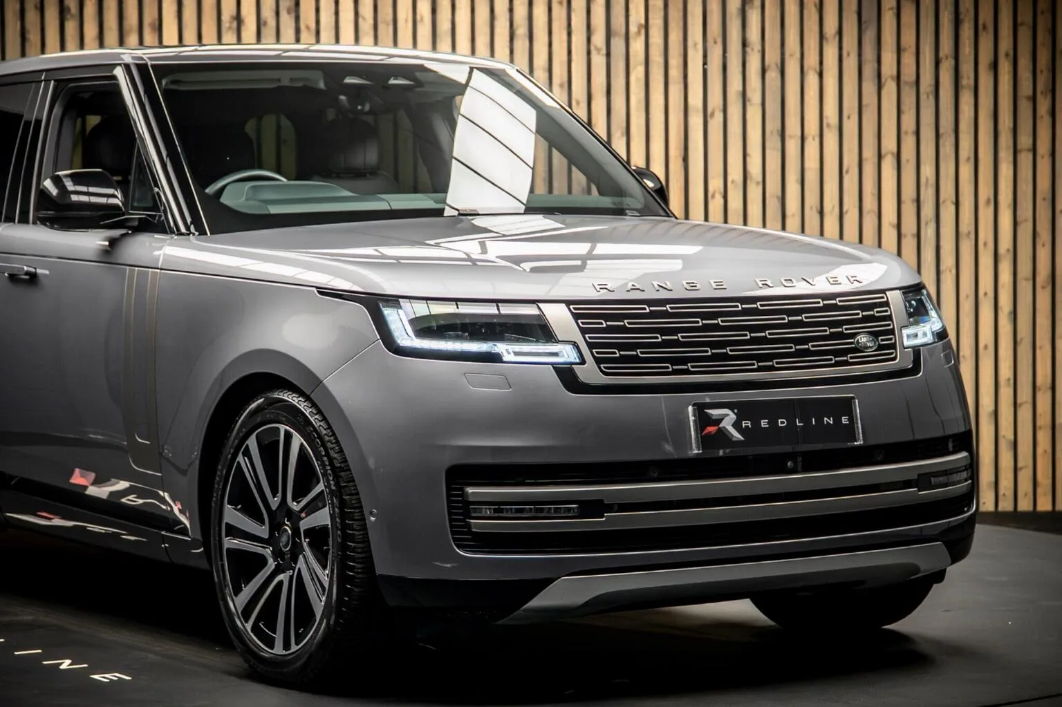 2023 Land Rover Range Rover D350 SE, 11/30