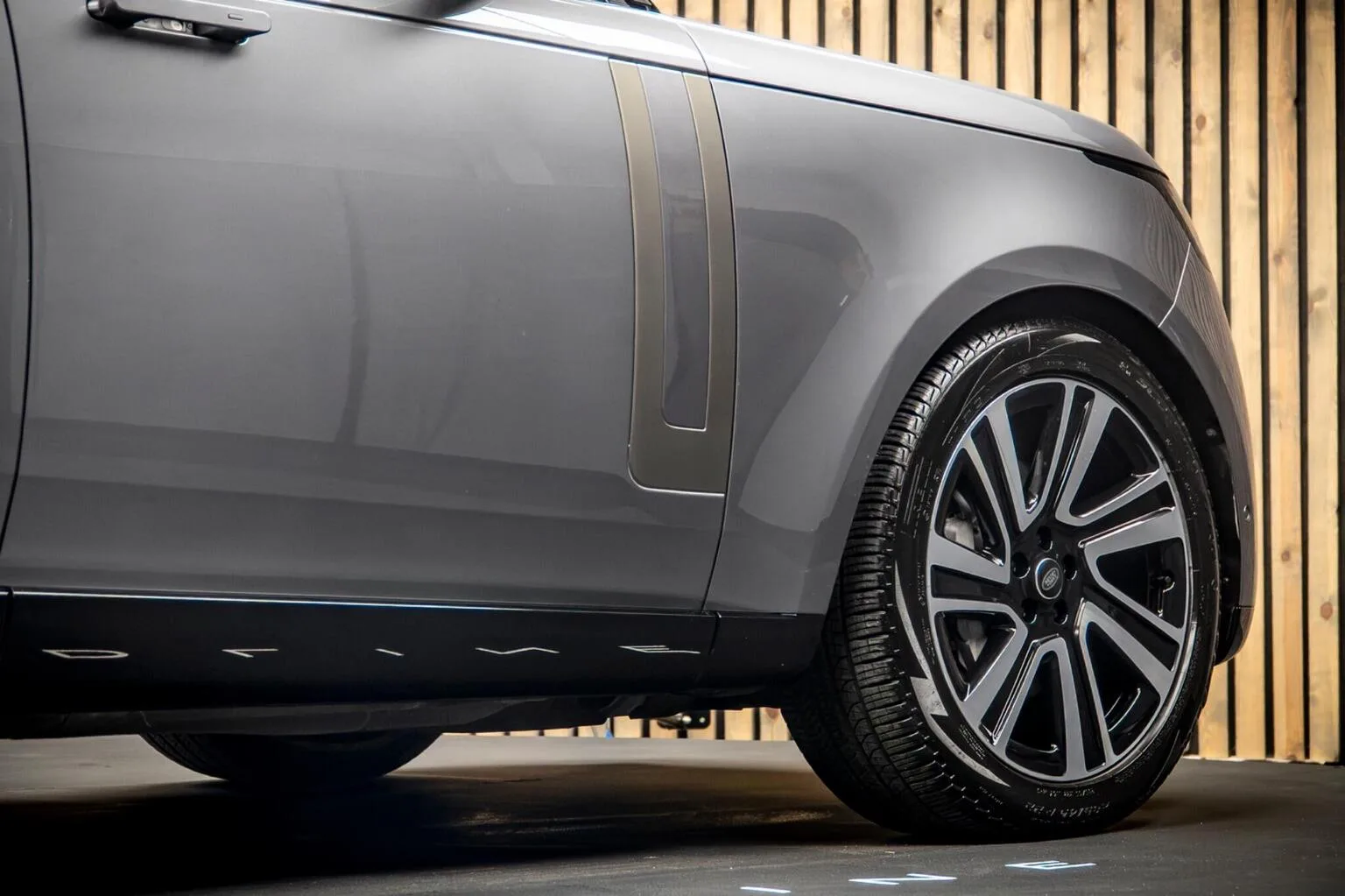 2023 Land Rover Range Rover D350 SE, 13/30
