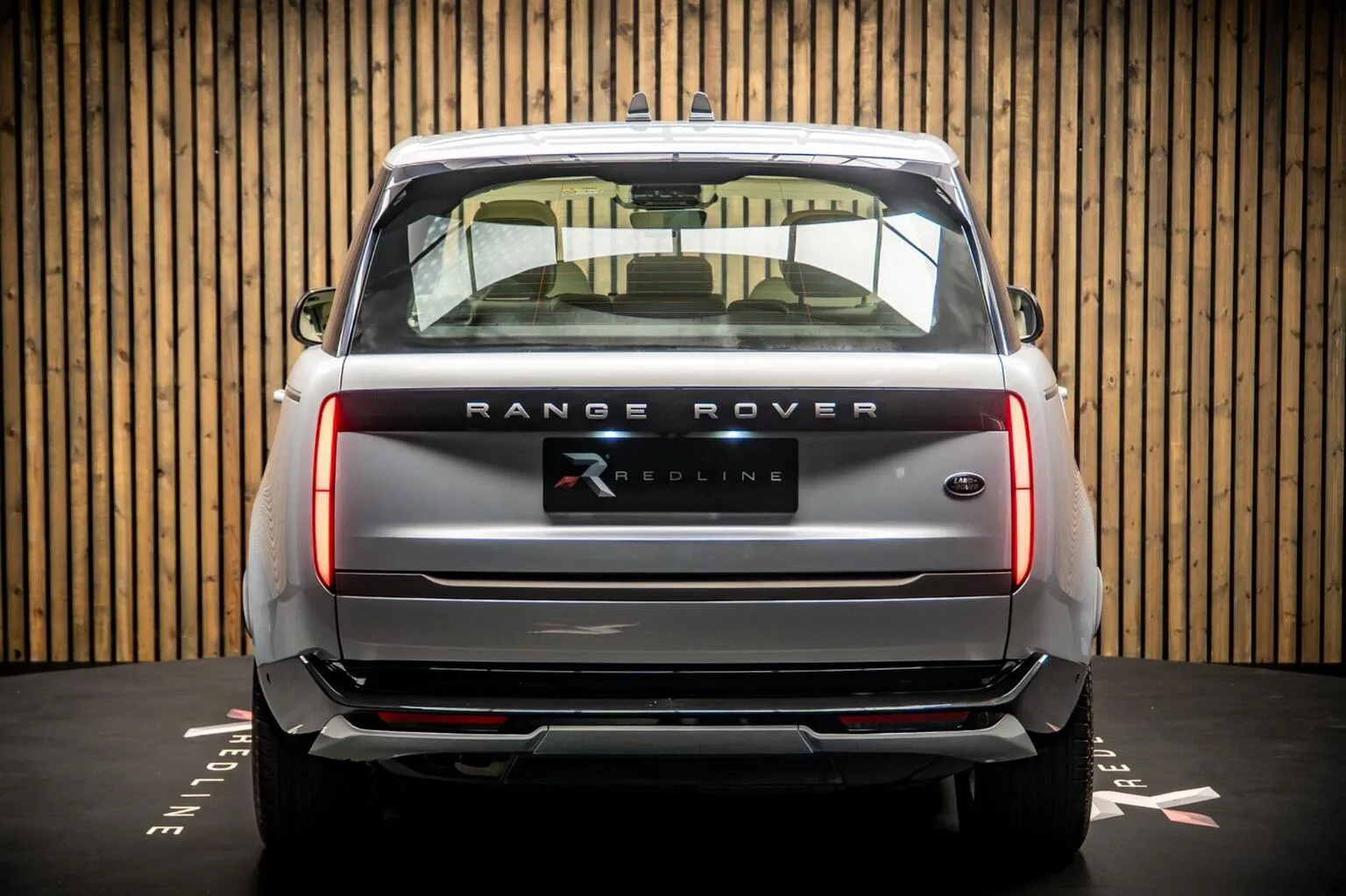 2023 Land Rover Range Rover D300 SE, 7/30