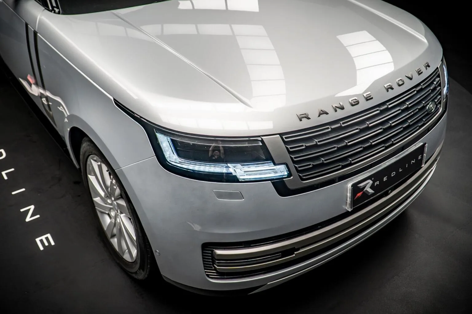 2023 Land Rover Range Rover D300 SE, 10/30