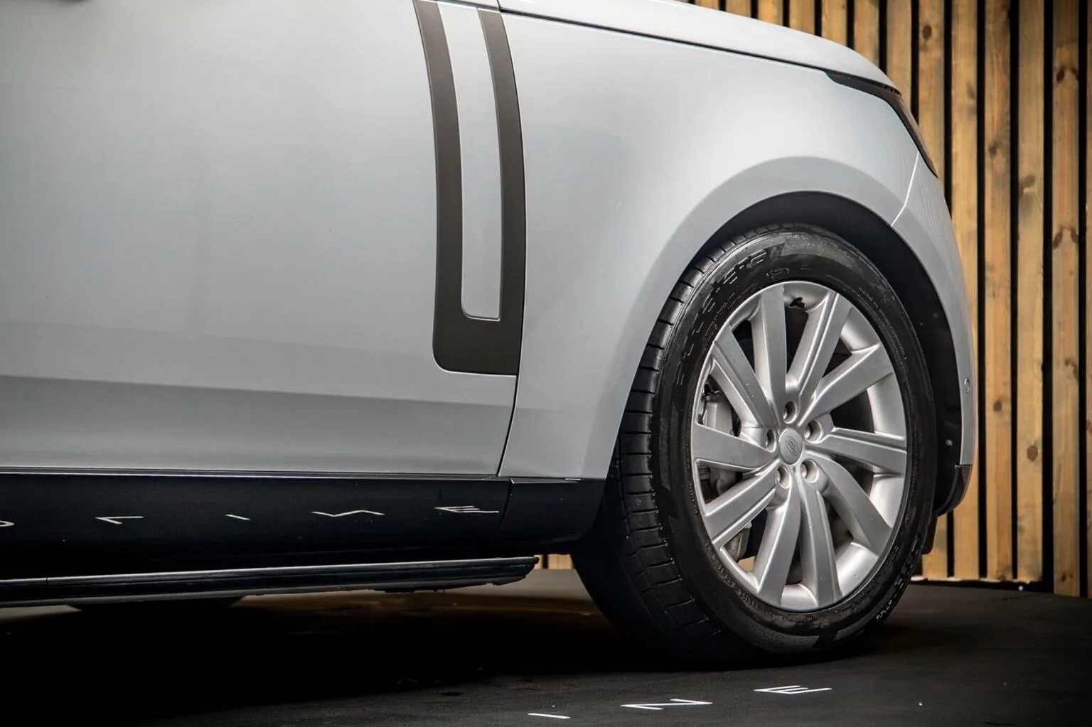 2023 Land Rover Range Rover D300 SE, 12/30