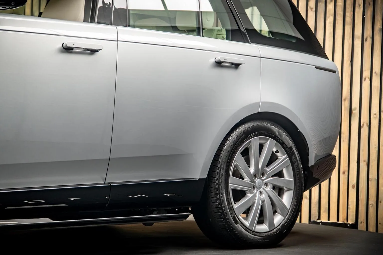 2023 Land Rover Range Rover D300 SE, 14/30