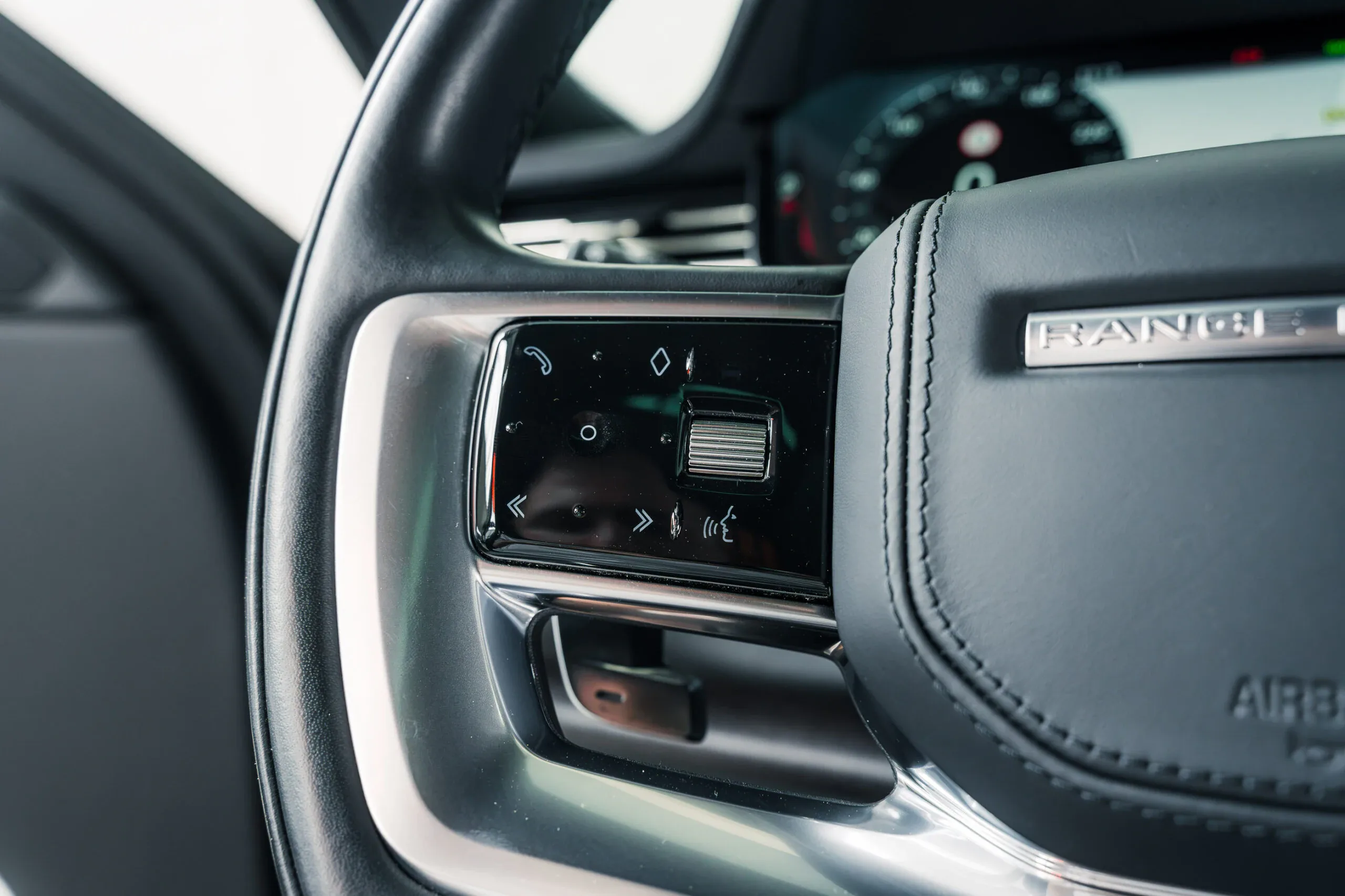 2023 Land Rover Range Rover P510e, 25/30