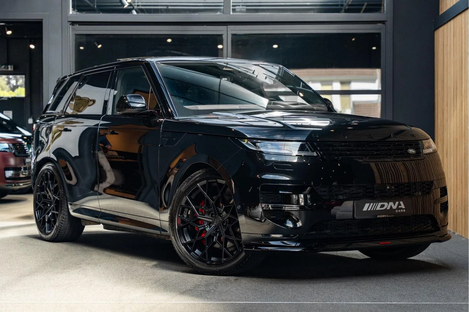 2023 Land Rover Range Rover Sport P550e Autobiography Urban Automotive offered by a specialist dealer in Naarden, Netherlands, main photo