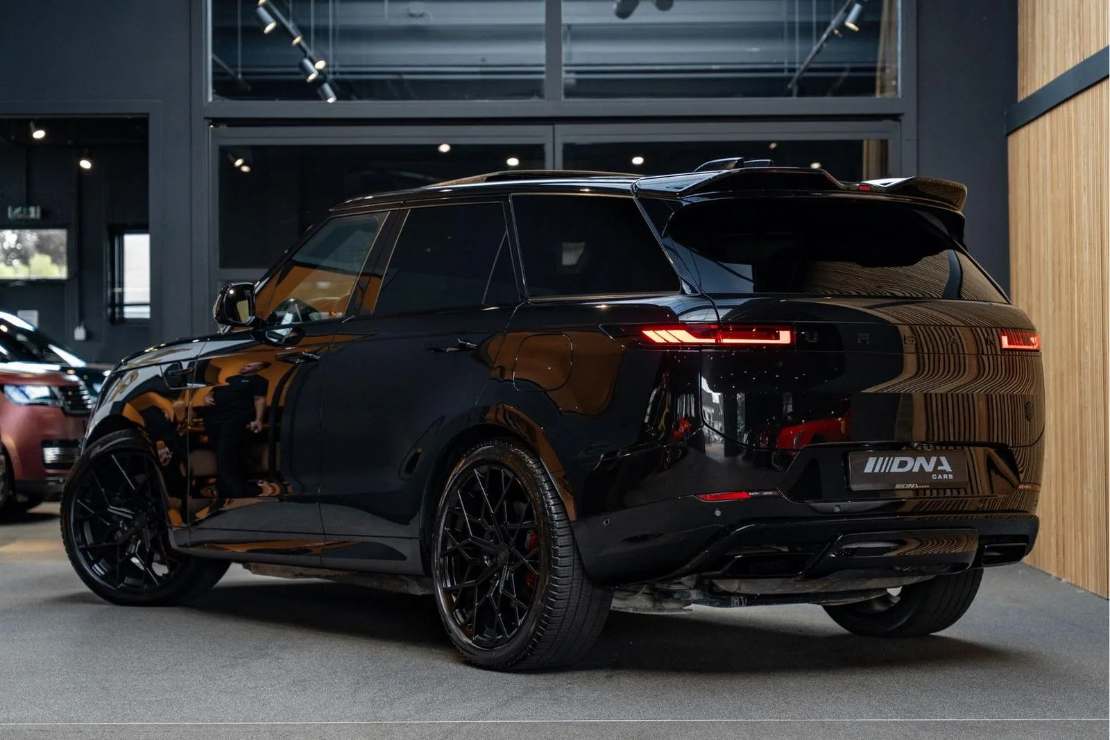 2023 Land Rover Range Rover Sport P550e Autobiography Urban Automotive, 5/30