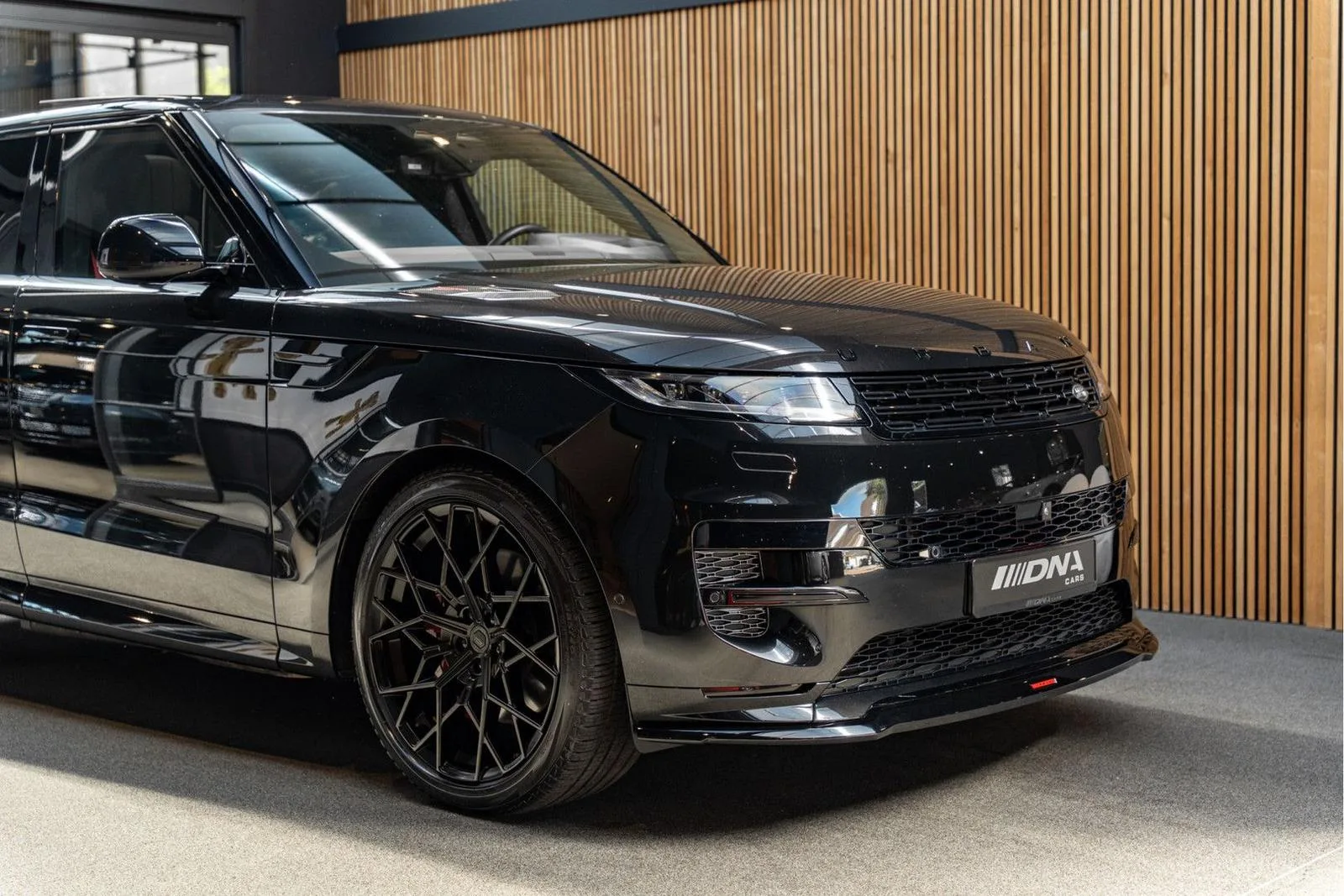 2023 Land Rover Range Rover Sport P550e Autobiography Urban Automotive, 11/30