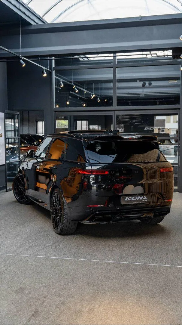 2023 Land Rover Range Rover Sport P550e Autobiography Urban Automotive, 26/30