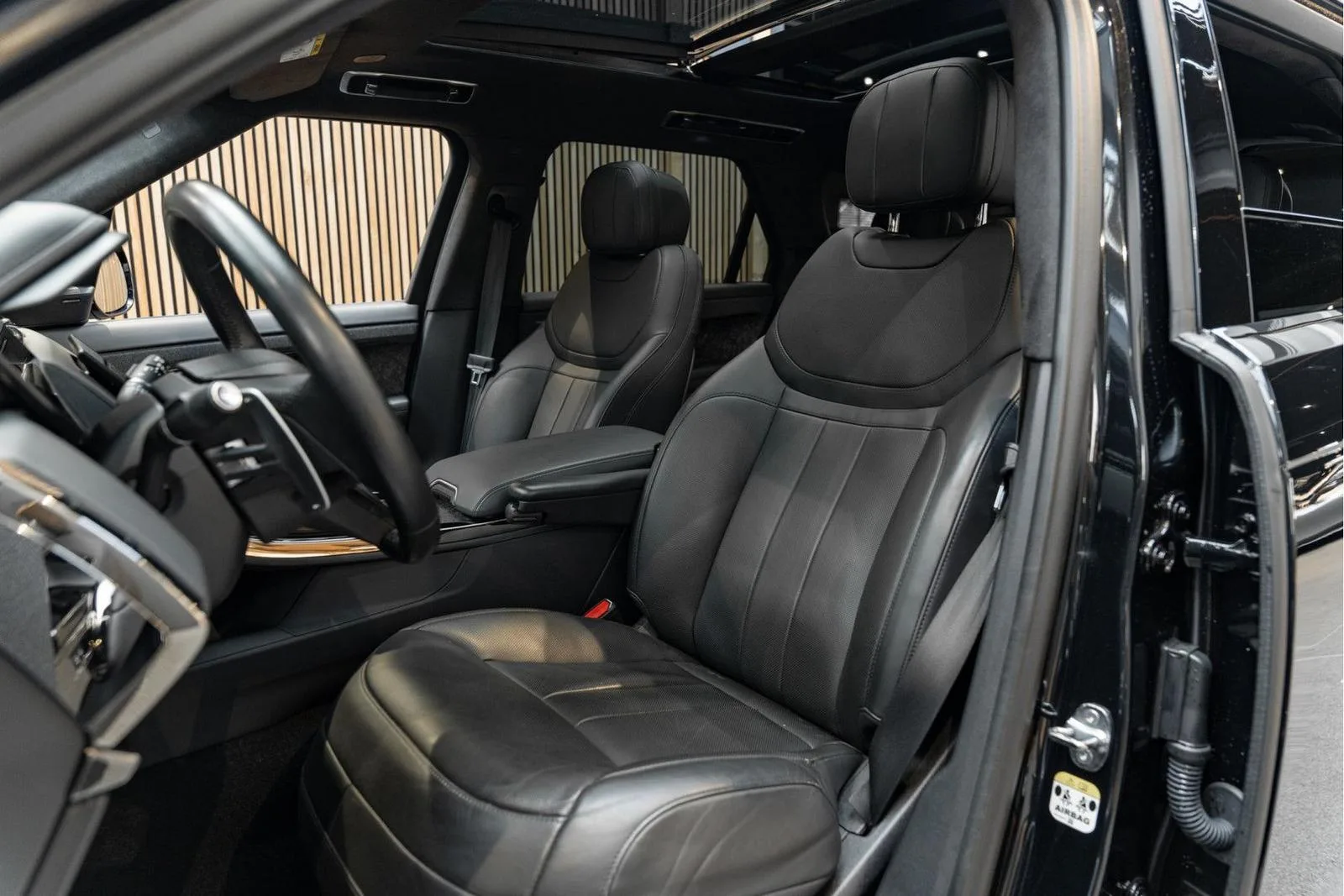 2023 Land Rover Range Rover Sport P510e First Edition, 9/30