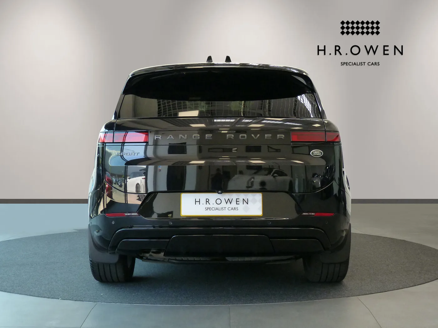 2023 Land Rover Range Rover Sport offered by a franchised dealer group in Cheltenham, United Kingdom, photo 11 of 25