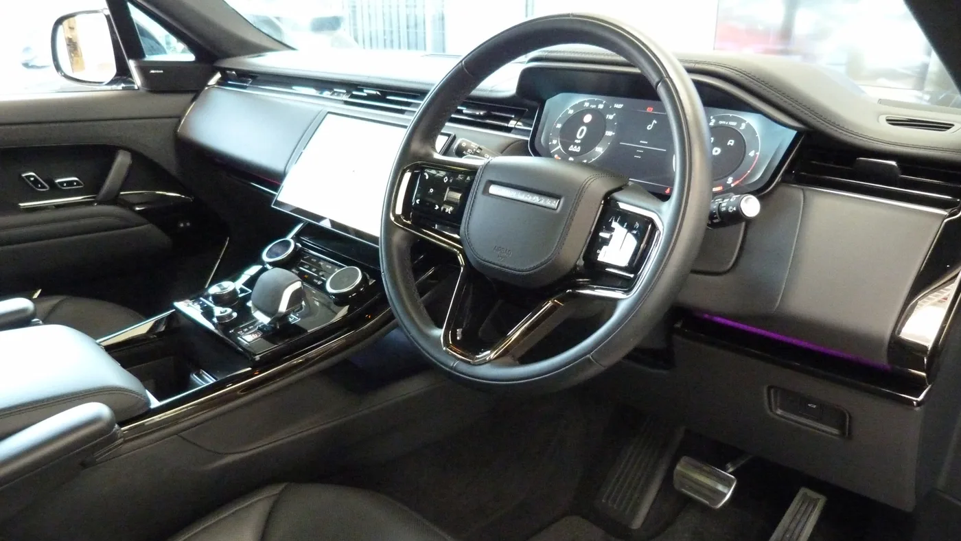 2023 Land Rover Range Rover Sport offered by a franchised dealer group in Cheltenham, United Kingdom, photo 18 of 25