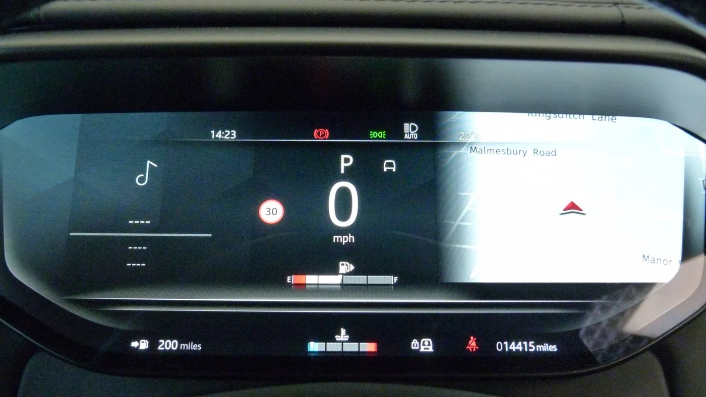 2023 Land Rover Range Rover Sport offered by a franchised dealer group in Cheltenham, United Kingdom, photo 25 of 25