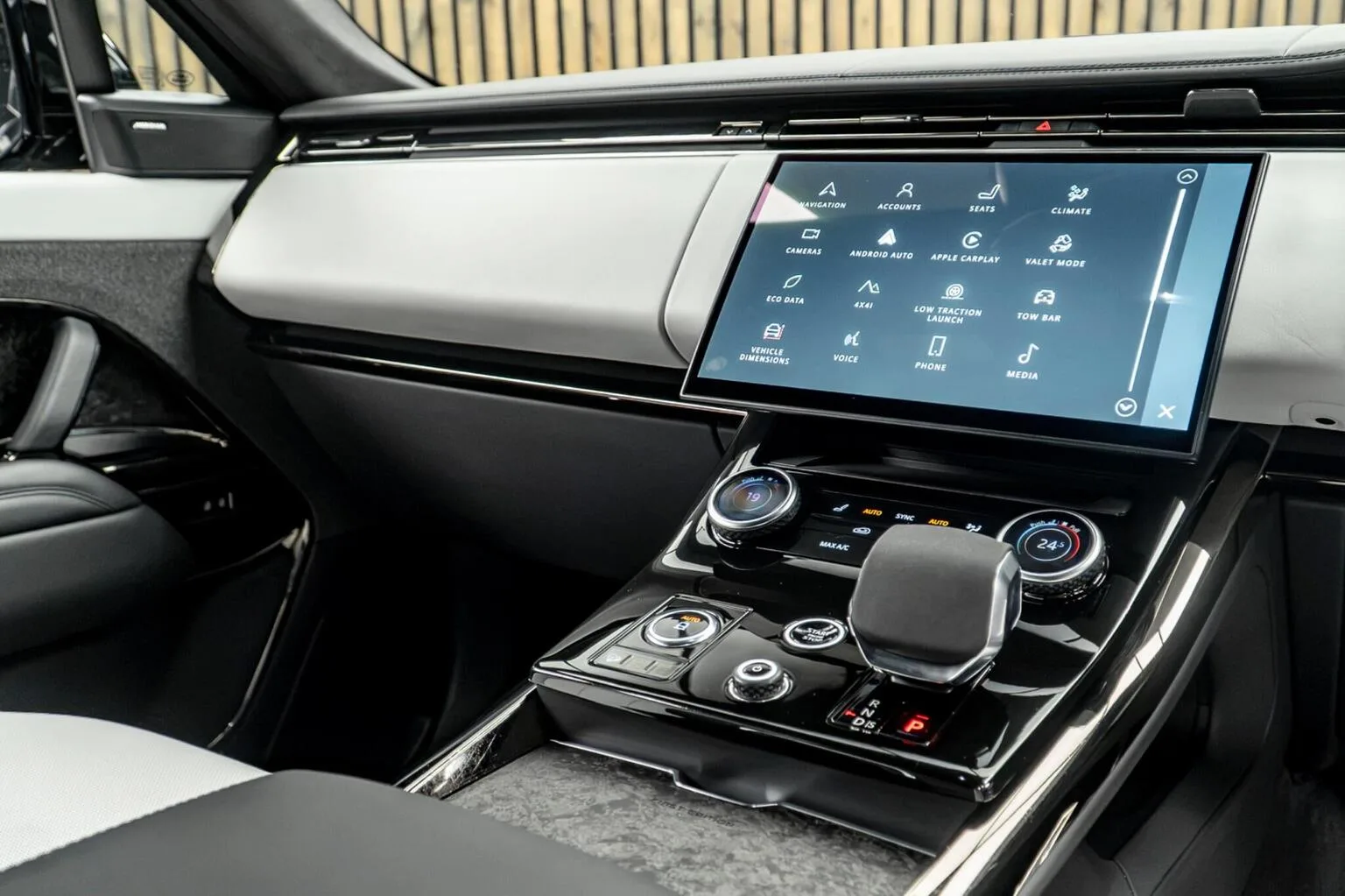 2023 Land Rover Range Rover Sport D350 First Edition, 24/30