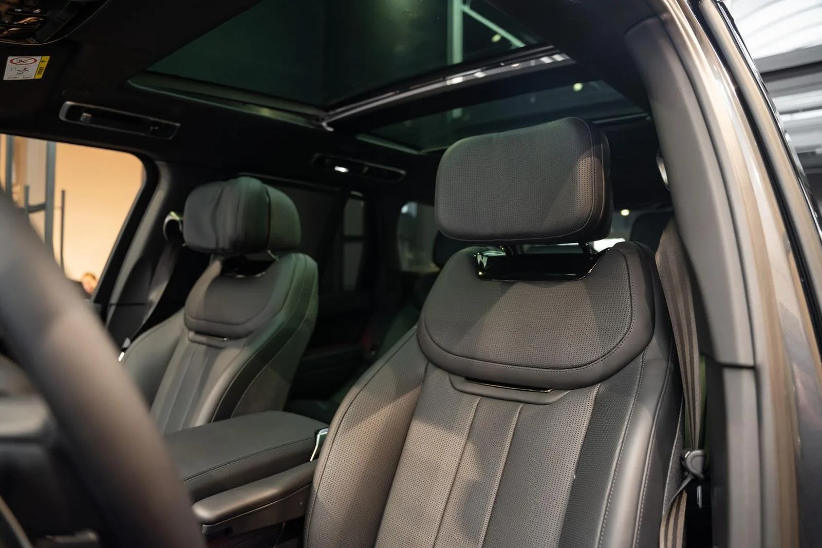 2023 Land Rover Range Rover SV P530, 9/30
