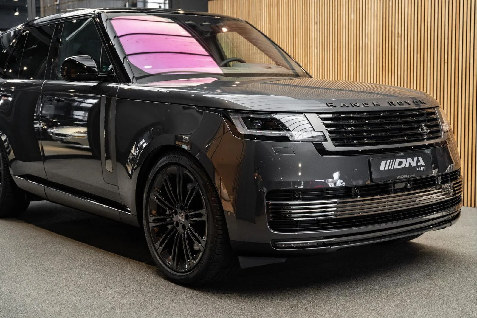 2023 Land Rover Range Rover SV P530, 11/30