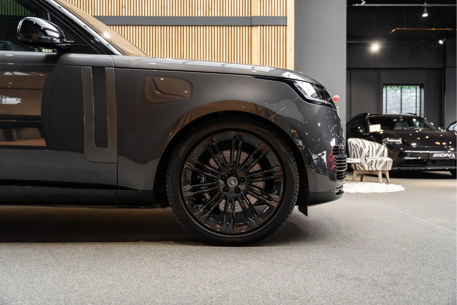 2023 Land Rover Range Rover SV P530, 13/30