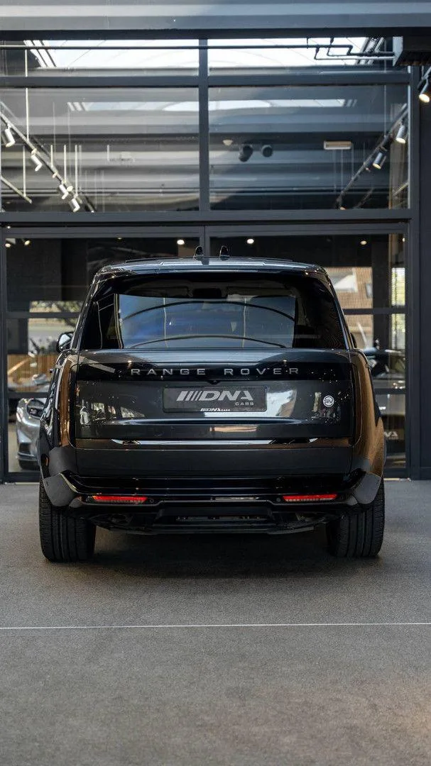 2023 Land Rover Range Rover SV P550e, 24/30